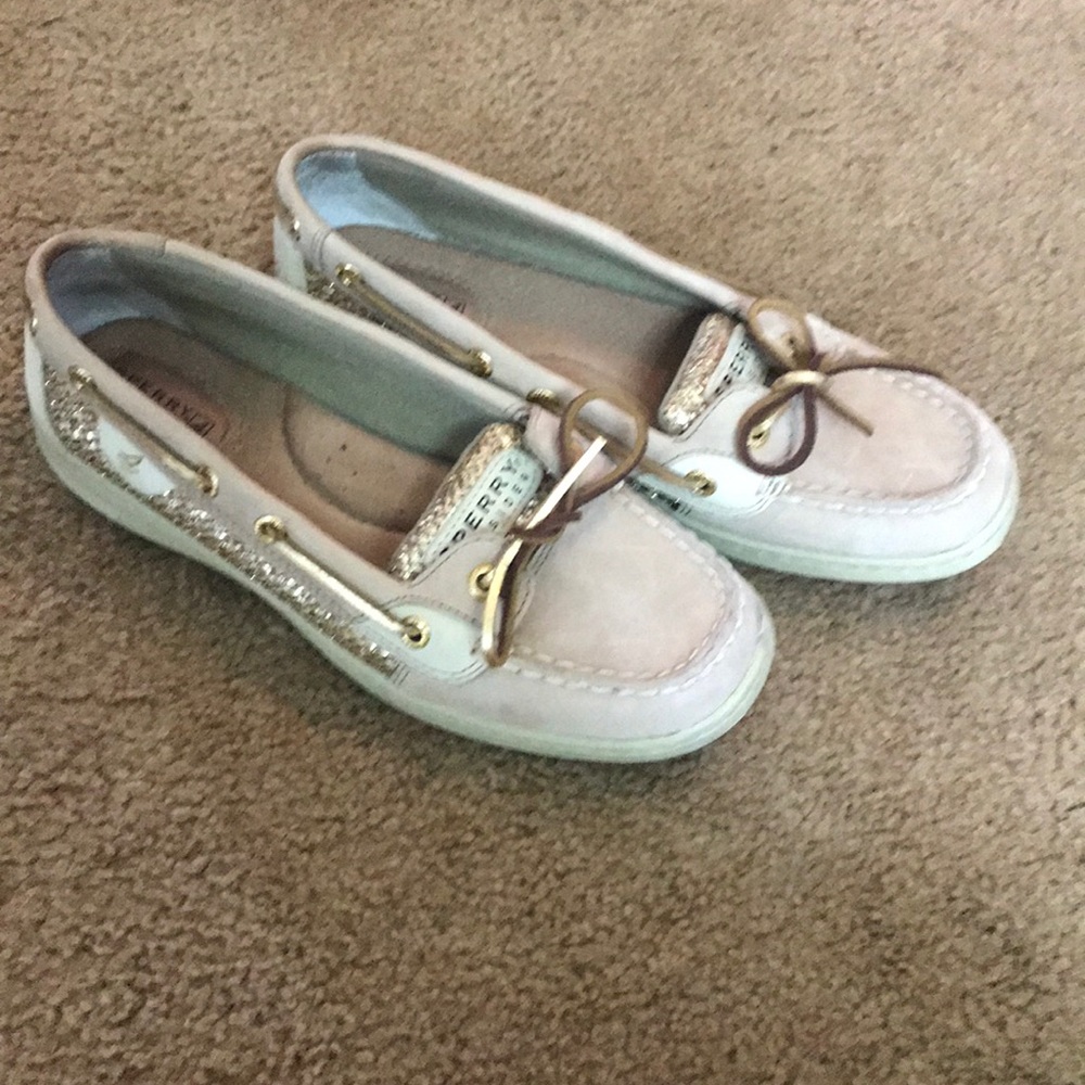 Sperry’s in great condition!